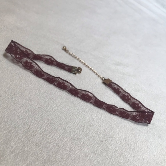 Maroon Lace Flower Choker Necklace - Picture 9 of 10